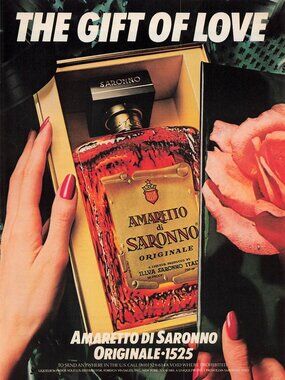 1983 Amaretto Di Saronno Christmas Vintage Print Ad Gift of Love Italian Liqueur
